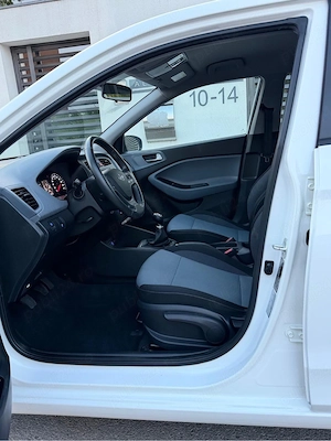 Hyundai I20 2019 cu doar 120.000KM! Achizitionata din Reprezentanta - imagine 5