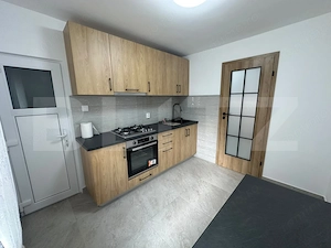 Apartament 3 camere | Zona Centrala | Boxa + Balcon | 72mp - imagine 3