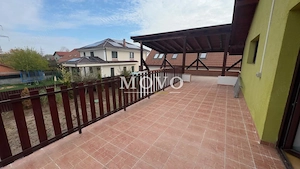 Casa individuala cu garaj, teren 706mp, terasa la etaj 50mp, in Dumbravita. - imagine 16