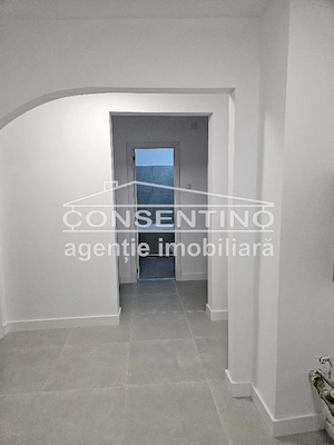 2 camere Micro 5, parter, liber - imagine 3