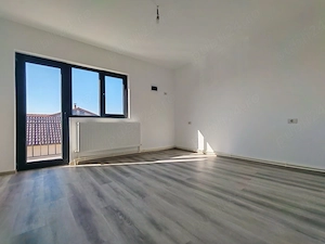 Proprietar Vând Casă P+1 În Localitatea Lumina - imagine 9