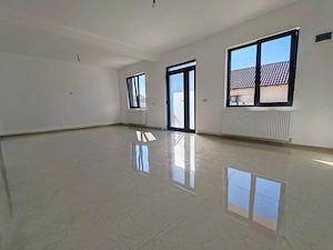 Proprietar Vând Casă P+1 În Localitatea Lumina - imagine 3