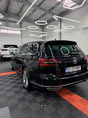 Vând vw Passat b8 2016 automat tracțiune integrală 2l 190 cai - imagine 9
