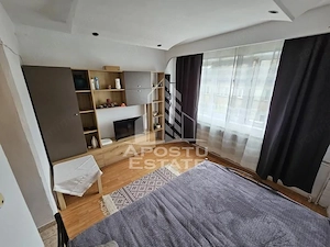 Garsionera de vanzare în calea Buziasului