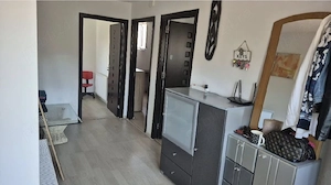 Închiriez Apartament 2 camere+mansarda - imagine 2