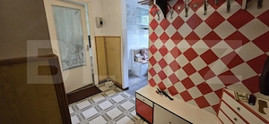 Apartament 2 camere, 40 mp - zona Carpati 1 - imagine 5