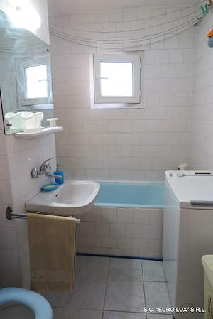 Apartament 2 camere - Zona Centrala, cu termoteca - imagine 6