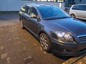 Toyota Avensis T25 Break 2.2 D-CAT 177 CP | Elveția | Cutie manuală 6 trepte | Stare impecabilă  - imagine 2