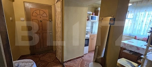 Apartament cu 2 camere, 50 mp - zona Micro 16 - imagine 4