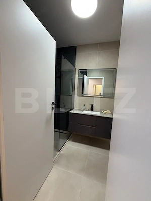 Apartament 2 camere, nou, parcare, zona Eroilor  - imagine 8
