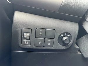 Peugeot 301 1.5 Hdi 99 Cp - imagine 10