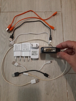 Vand incarcatoare telefon samsung