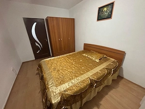 Inchiriez apartament cu 3 camere la 1 minut de Colina - imagine 4