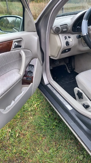 Vând Mercedes Benz c180 kompressor  - imagine 2