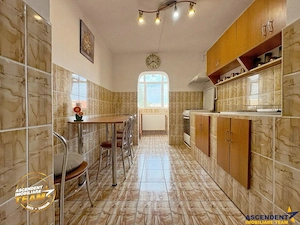 Apartament 2 camere recent renovat, etaj 2 , mobilat nou, Lenin, Sfantu Gheorghe - imagine 2