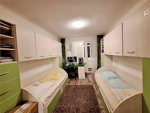 Apartament 2 camere decomandat, zona Ultracentral - imagine 2