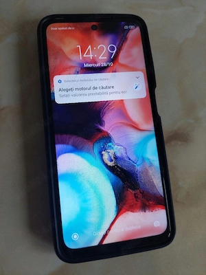 Vând Xiaomi Redmi 10 2022 [impecabil și fără probleme] + husă [poze reale]