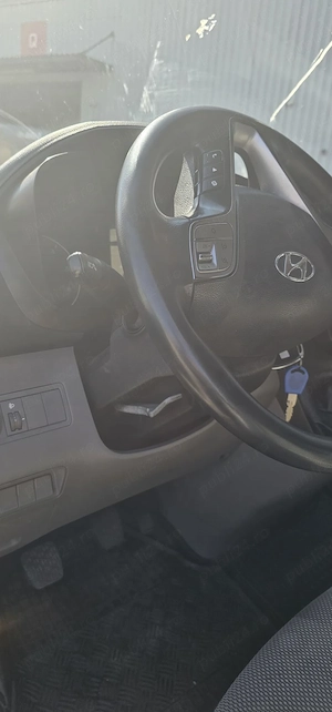 Hyundai H350 Prelată   Impecabil | Motor 2.5 Diesel | AC | 150.672 km Reali - imagine 7