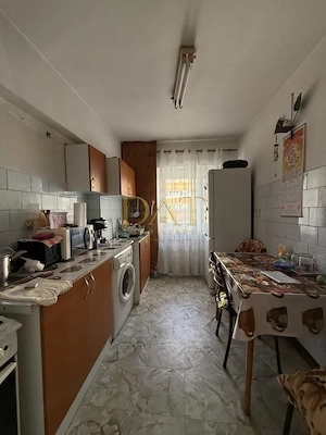Apartament 2 camere decomandat, 49 mp + balcon, etaj 4/8, Zorilor - imagine 3