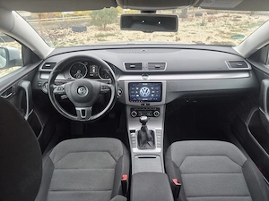 Volkswagen Passat Highline B7 1.6 TDI 105 CP Model 2011 Euro 5 - imagine 7
