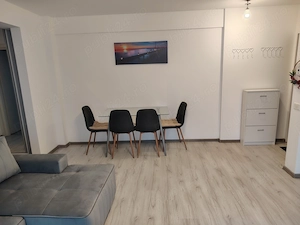 Închiriez apartament cu 2 camere - imagine 2