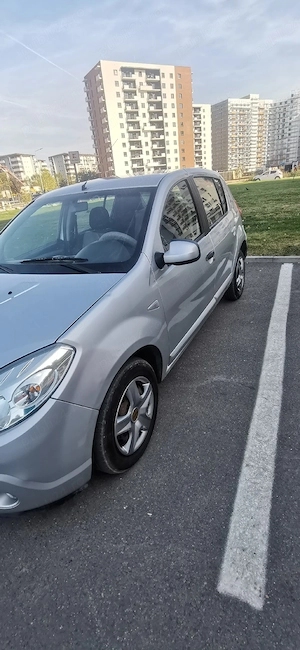 dacia Sandero 1.6 - imagine 5
