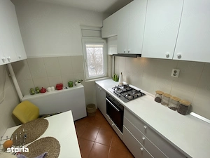 Vanzare apartament zona Titan - imagine 8