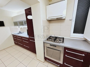 TORONTALULUI - 3 CAMERE  - ETAJ 1 - RENOVAT - 2 BAI - CENTRALA PROPRIE - BOXA CF - imagine 6