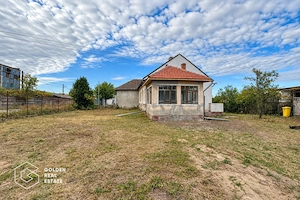 Teren intravilan de 1.555 mp cu constructie, Sebis, jud. Arad - imagine 2