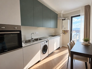 Apartament STUDIO de închiriat! Prima închiriere, complet mobilat și dotat! Bucătărie închisă! - imagine 2