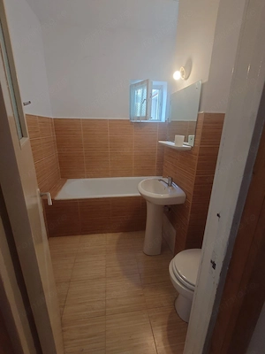 Apartament 3 camere - imagine 8