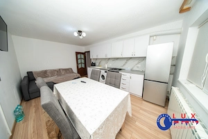 ID 682 DE ÎNCHIRIAT   Apartament Ultracentral - imagine 3