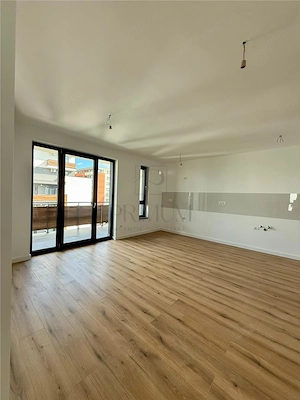 TORONTALULUI -3 CAMERE - ETAJ 5 LIFT - BLOC NOU - 2 BAI - INCALZIRE PARDOSEALA