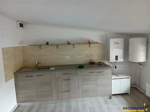 De inchiriat un spatiu de 99 mp, Central,  Brasov: rezidential  birouri  servicii - imagine 5