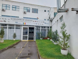 Hala de închiriat, 2300 mp, Depozitelor, Pitesti, cu pod rulant de 8 t