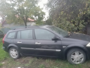 Dezmembrez Renault Megane 2  - imagine 2