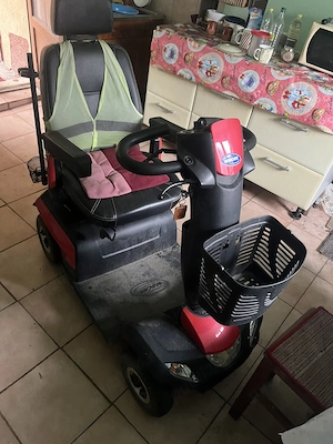 Vând urgent motociclu 