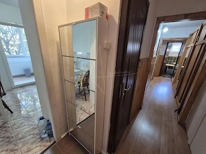 Apartamant de inchiriat 3 camere - imagine 8