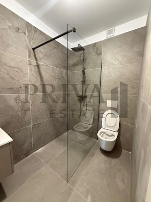 Apartament nou 3 camere, 2 bai, 67 mp, etaj 5, Aradului - imagine 10