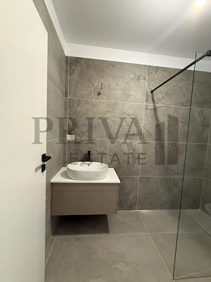 Apartament nou 3 camere, 2 bai, 67 mp, etaj 5, Aradului - imagine 12