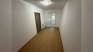 Apartament Renovat Zona Malu Rosu - imagine 4