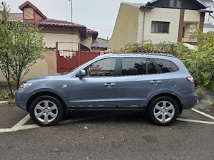Hyundai Santa Fe 2006 2.2d 7 LOCURI 150.000km reali - imagine 3