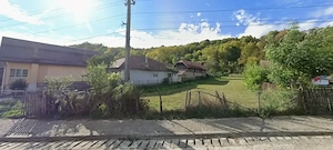 Vând teren intravilan 1.500 mp   Slănic Prahova, Strada Libertății nr. 67, toate utilit. la poarta