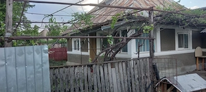 Casa Piatra Neamt gara veche  poate fii locuita - imagine 2