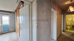 COMISION 0% APARTAMENT DECOMANDAT 3 CAMERE NERENOVAT PIATA CRUCII - imagine 5