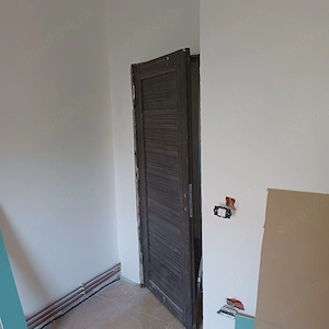 Persoana fizica vând apartament