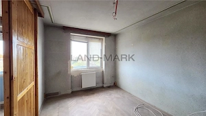 COMISION 0% APARTAMENT DECOMANDAT 3 CAMERE NERENOVAT PIATA CRUCII - imagine 8
