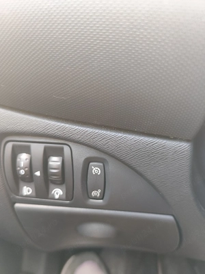 Renault TWINGO 1.2 benzină  - imagine 4