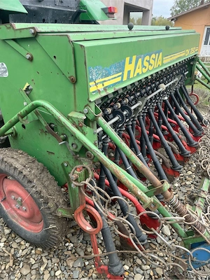 semanatoare paioase hassia dk250 - imagine 4