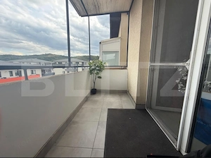 Apartament semidecomandat cu  2 camere, parcare inclusa, zona Terra - imagine 7